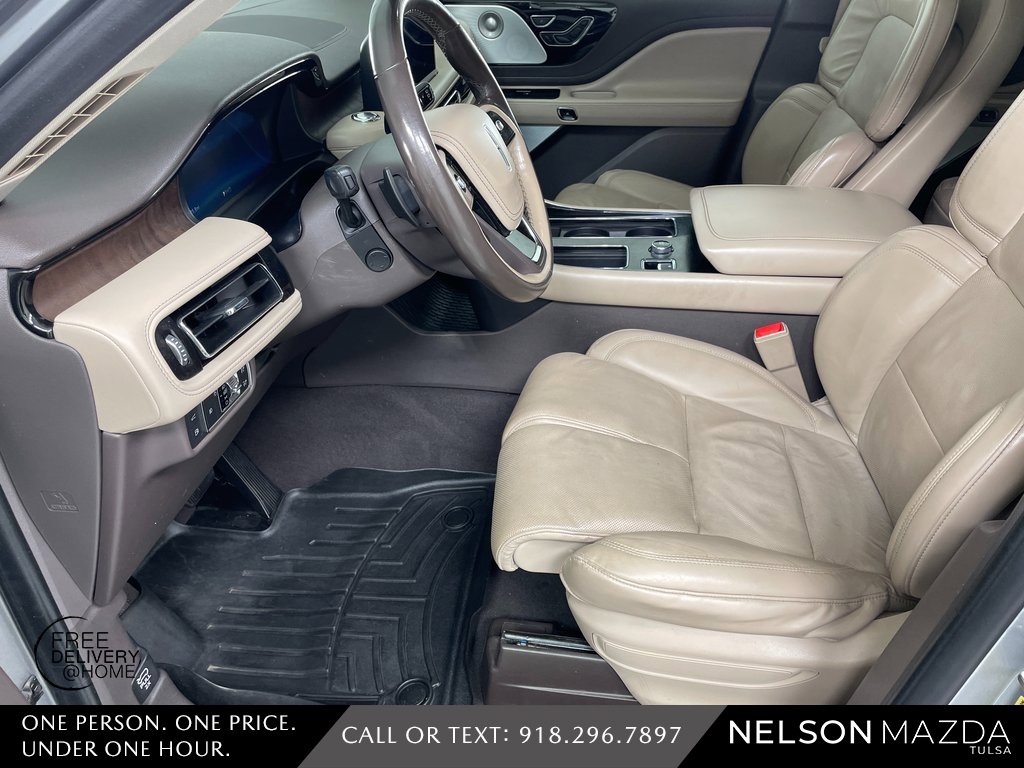 Used 2020 Lincoln Aviator Grand Touring w/ Equipment Group 301A image 17