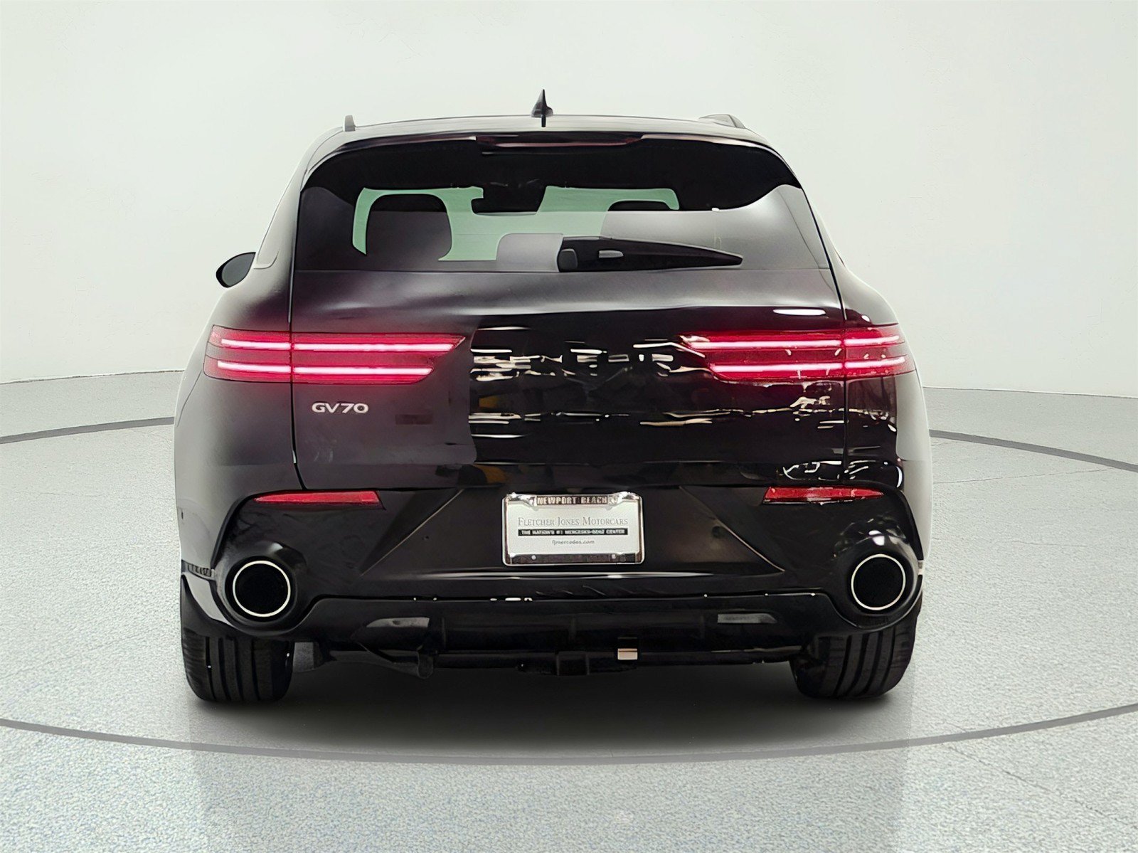 Used 2023 Genesis GV70 2.5T w/ Sport Prestige Package AWD/4WD image 6