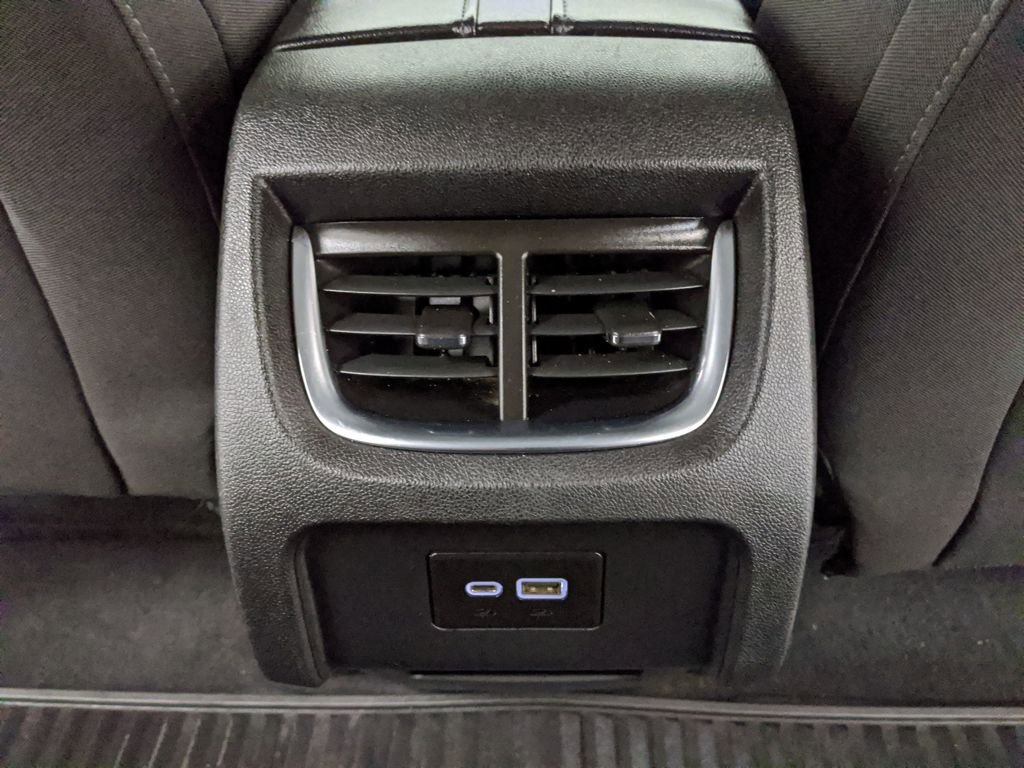 Used 2019 Chevrolet Blazer LT image 13