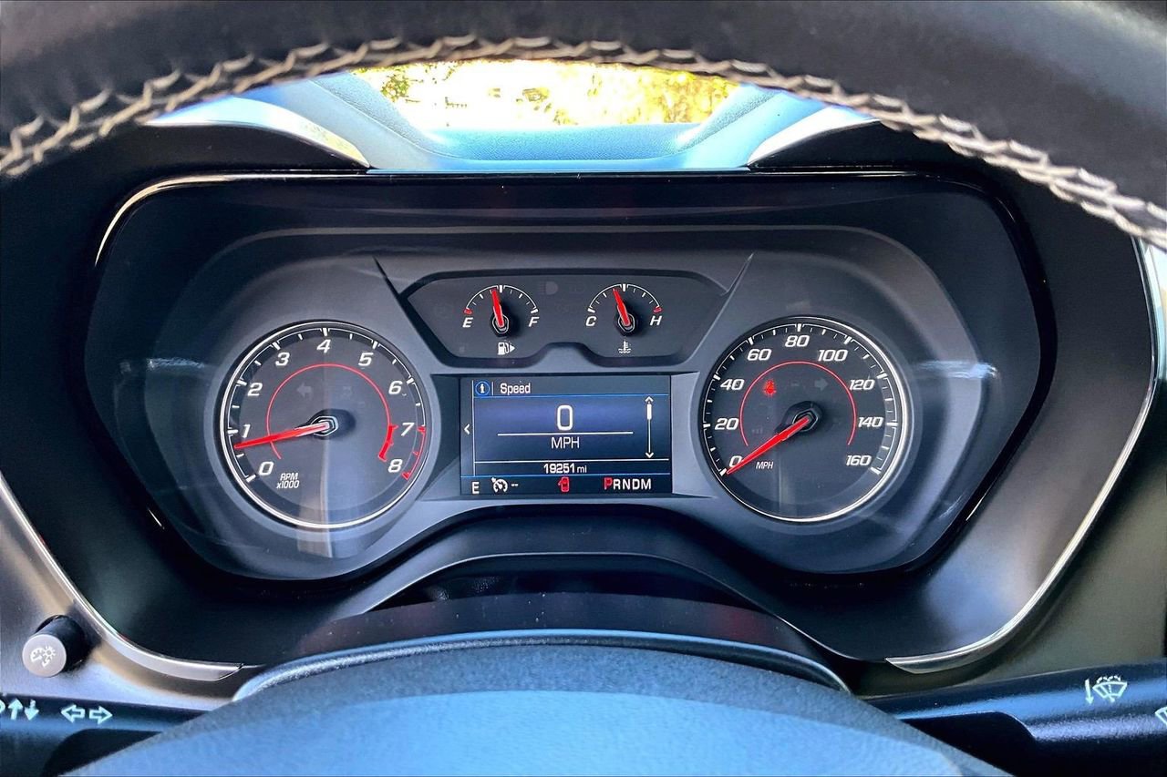 Used 2020 Chevrolet Camaro LT image 10