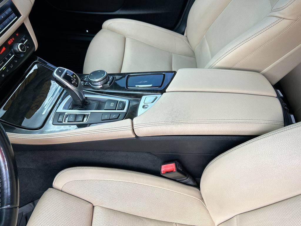 Used 2016 BMW 528i Sedan RWD image 28