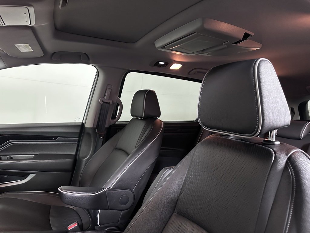 Used 2024 Honda Odyssey Elite image 15