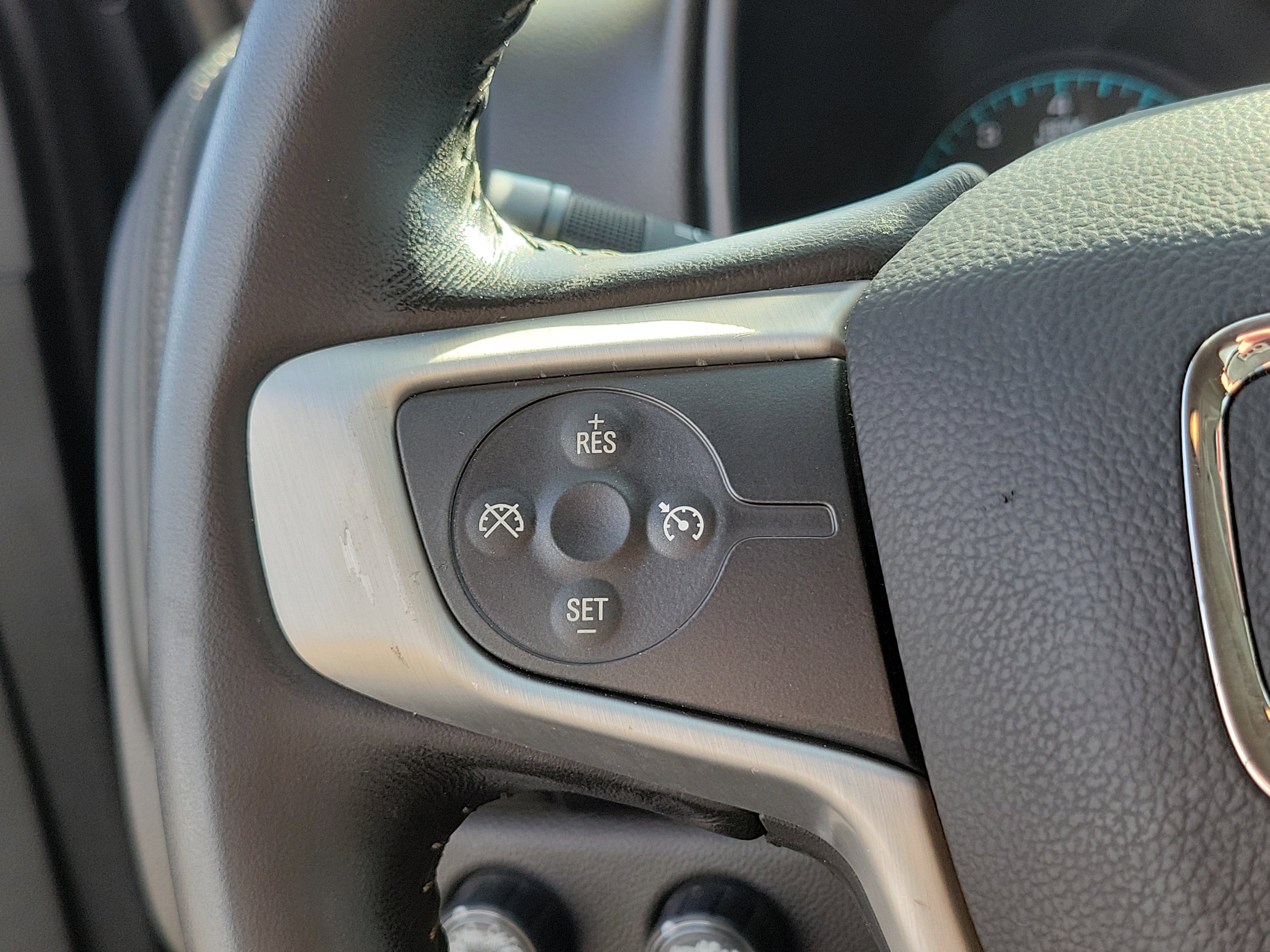 Used 2022 GMC Canyon Elevation image 22