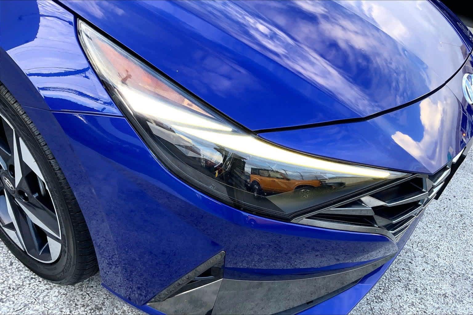 Used 2023 Hyundai Elantra Limited FWD image 31