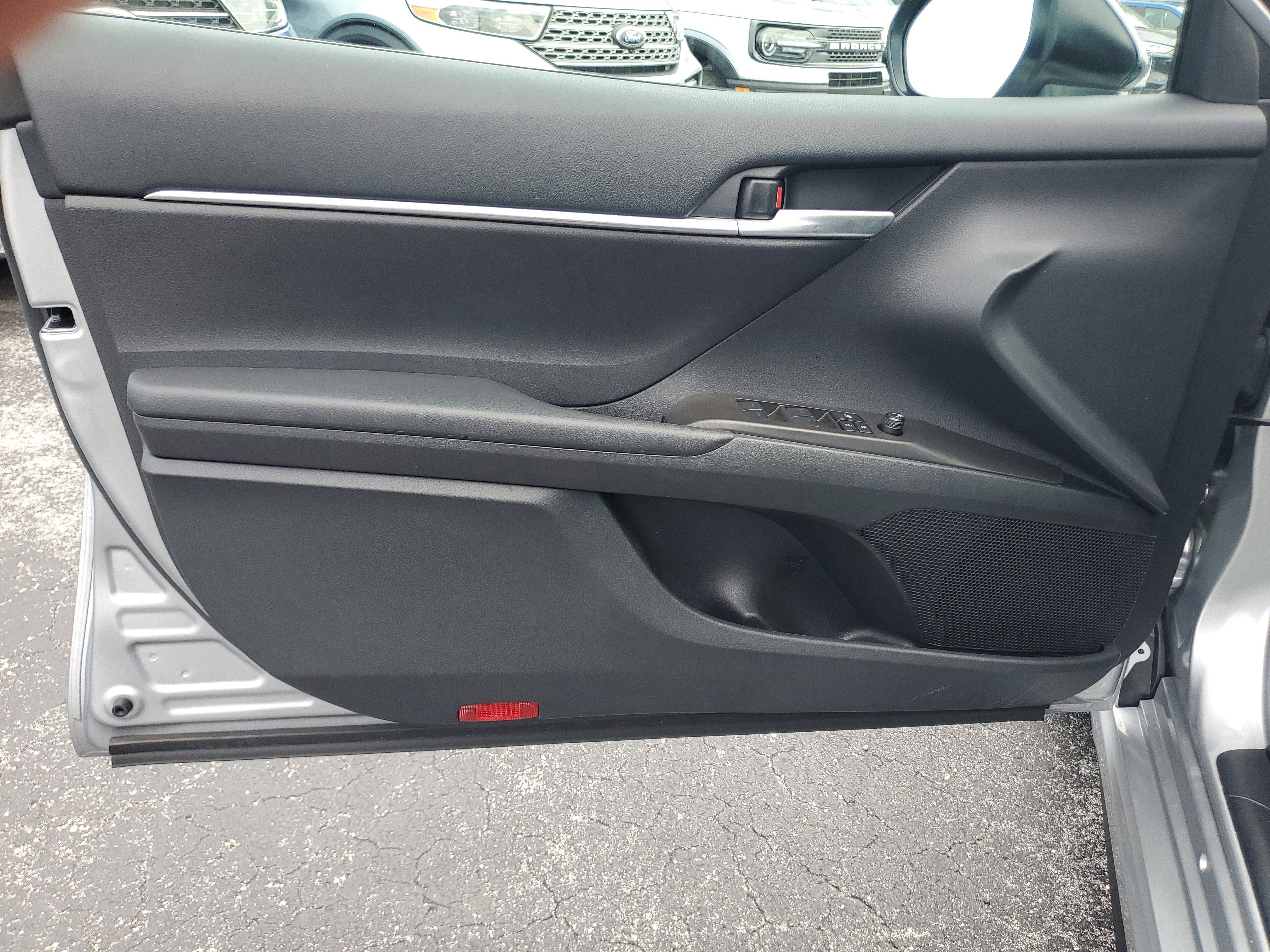 Used 2024 Toyota Camry SE FWD image 16