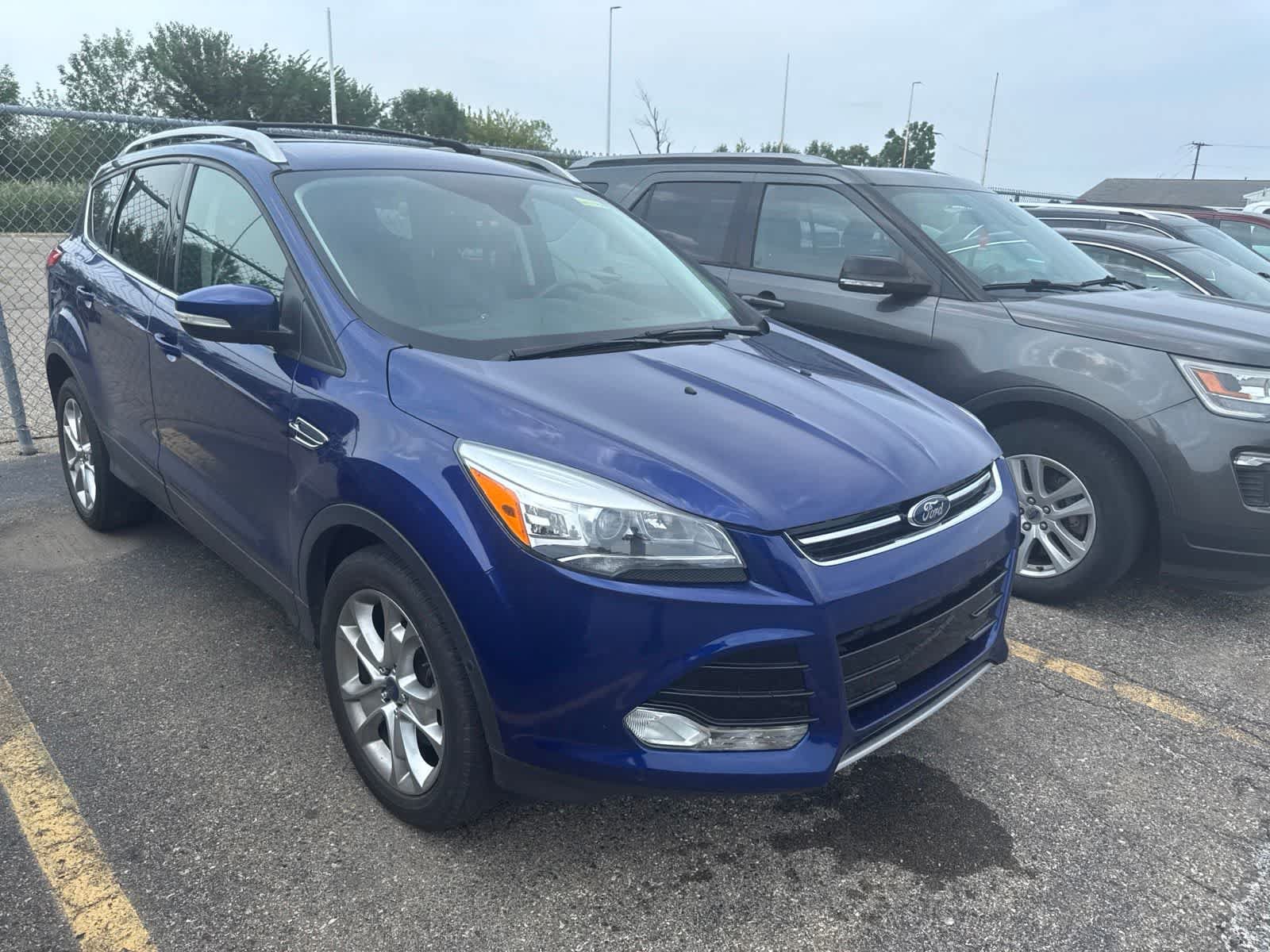 Used 2016 Ford Escape Titanium w/ Equipment Group 301A AWD/4WD image 6