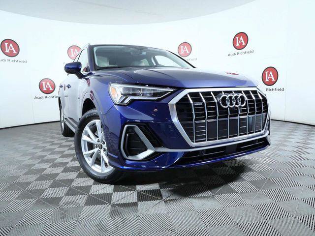 Certified 2023 Audi Q3 2.0T Premium Plus w/ Premium Plus Package AWD/4WD image 2