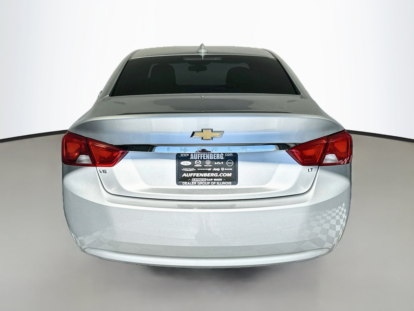 Used 2017 Chevrolet Impala LT FWD image 6