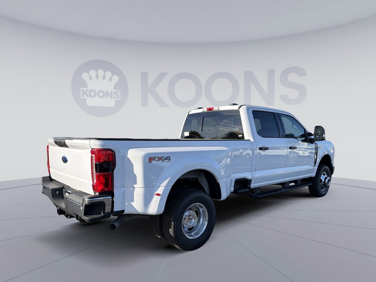 New 2026 Ford F350 XLT w/ 360-Degree Camera Package image 7