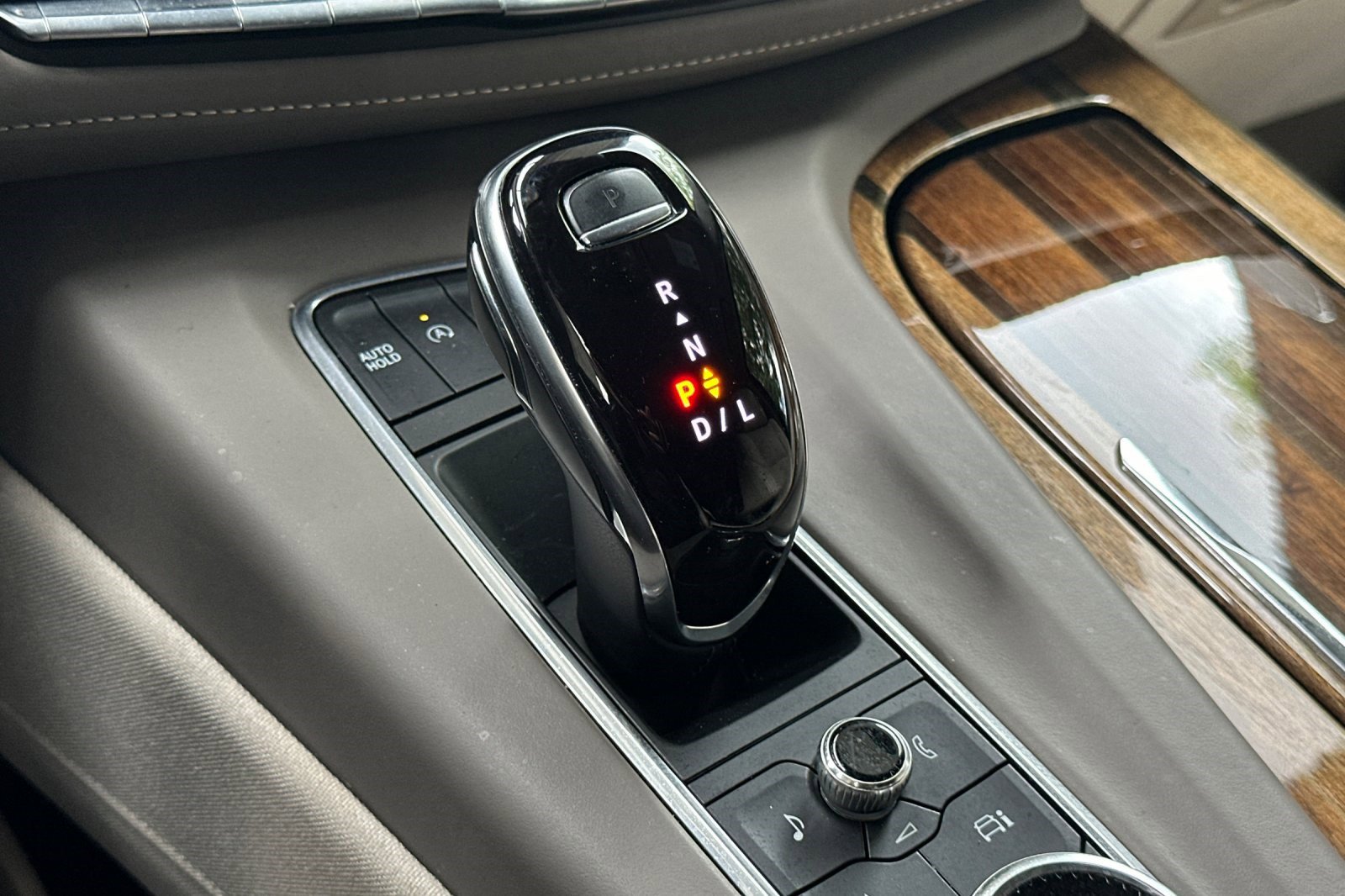 Used 2021 Cadillac Escalade Sport Platinum w/ Heavy-Duty Trailer Package image 17