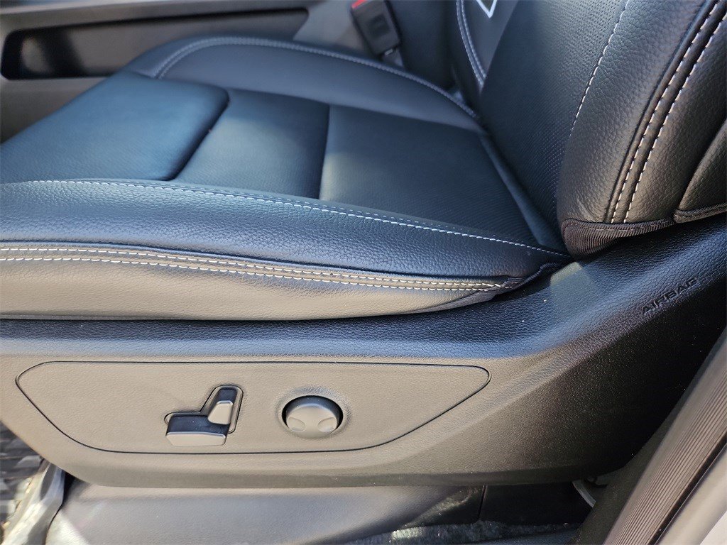 New 2026 RAM 1500 Rebel w/ Rebel Level 2 Equipment Group image 22