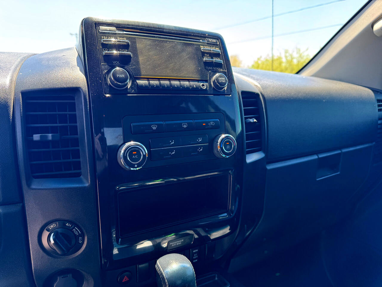 Used 2014 Nissan Titan SV w/ SV Value Truck Package image 29