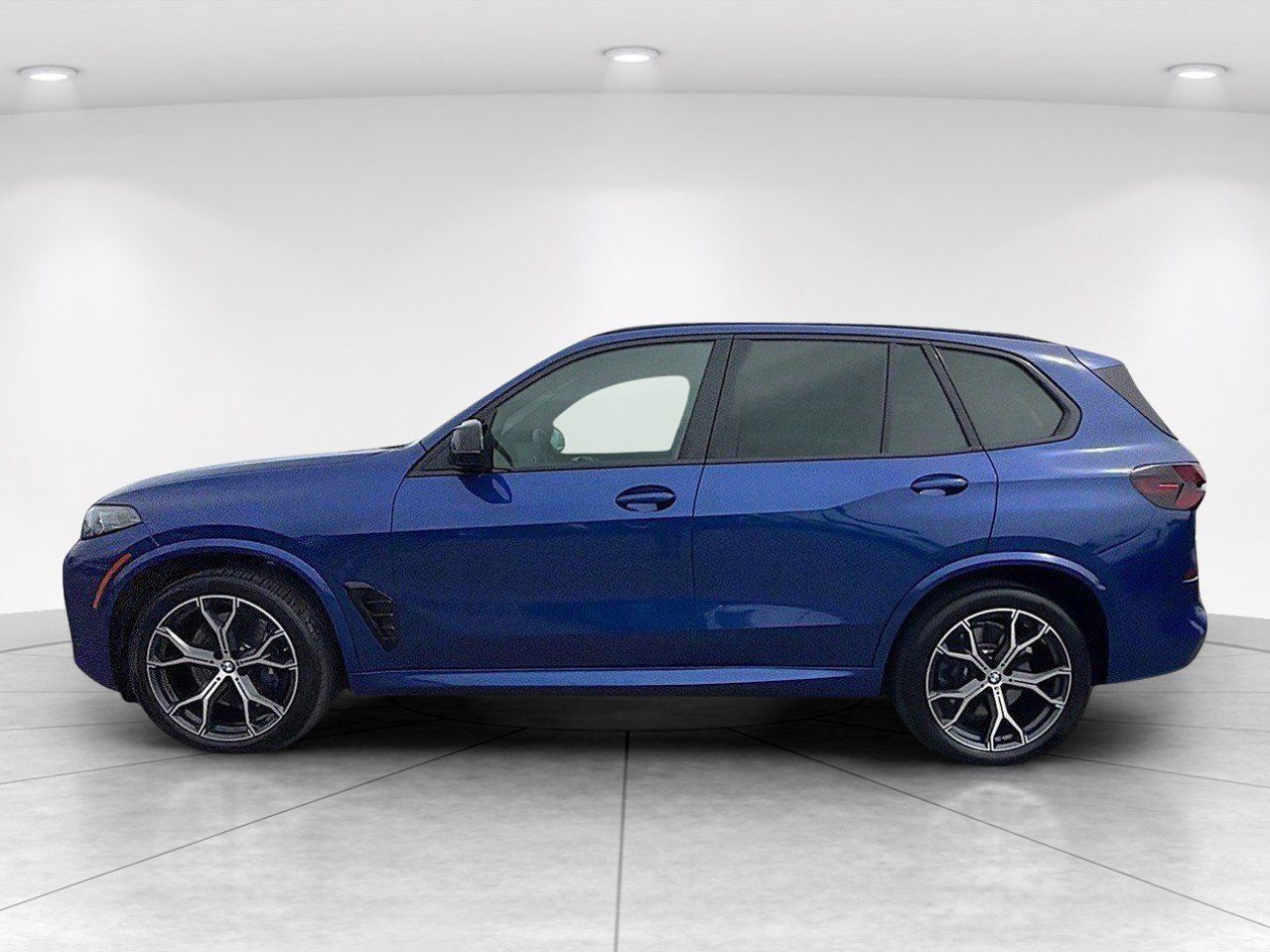 Certified 2026 BMW X5 M60i image 7