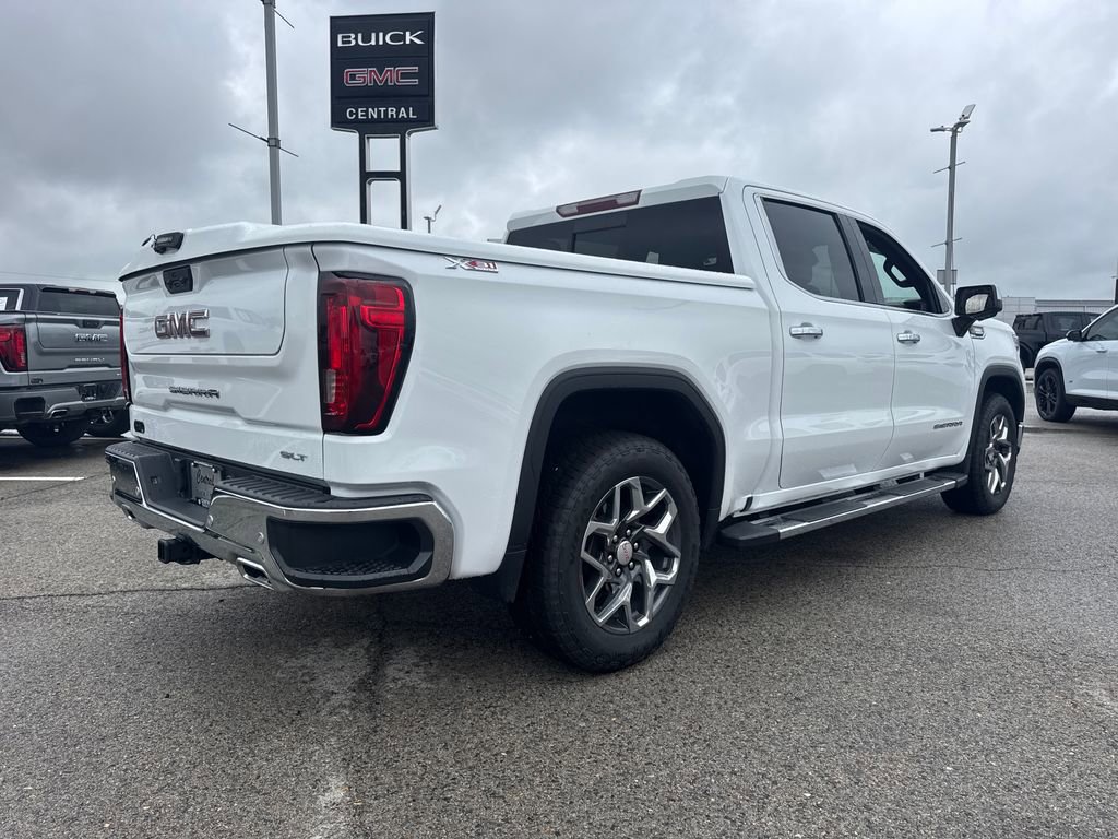 Used 2024 GMC Sierra 1500 SLT w/ SLT Premium Plus Package AWD/4WD image 11