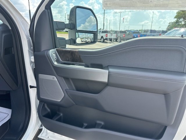 New 2025 Ford F250 Lariat w/ Lariat Ultimate Package image 11