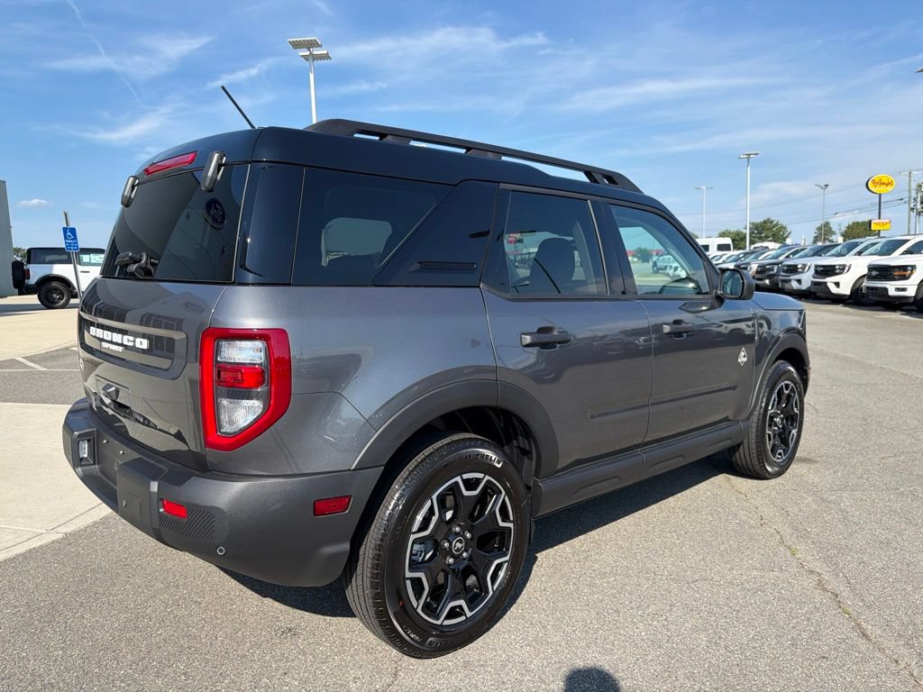New 2026 Ford Bronco Sport Outer Banks AWD/4WD image 3