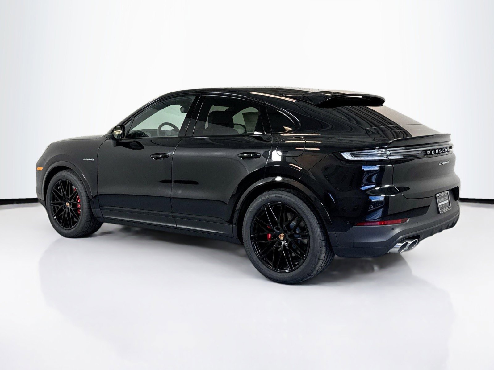 New 2026 Porsche Cayenne S image 3