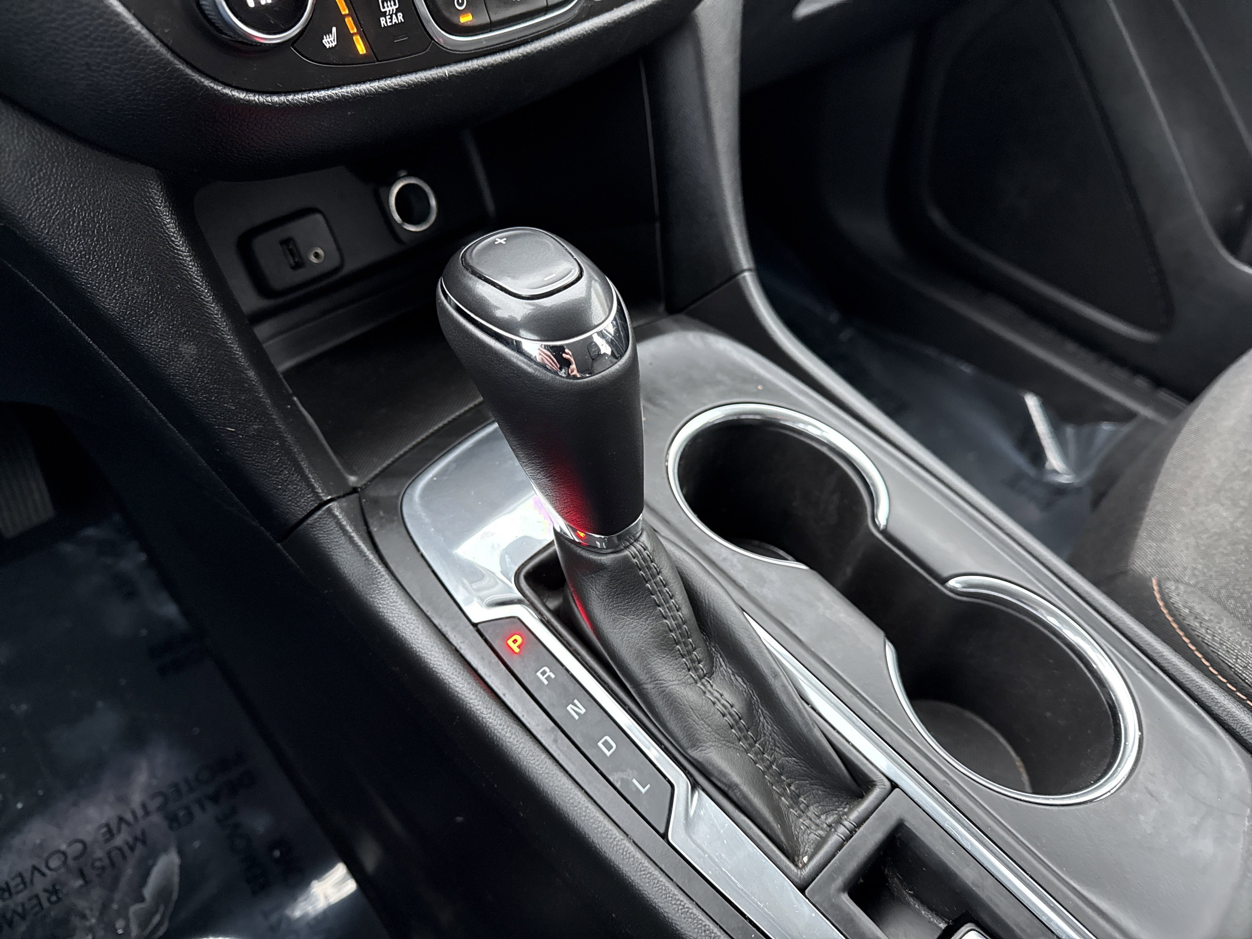 Used 2018 Chevrolet Equinox LT image 22