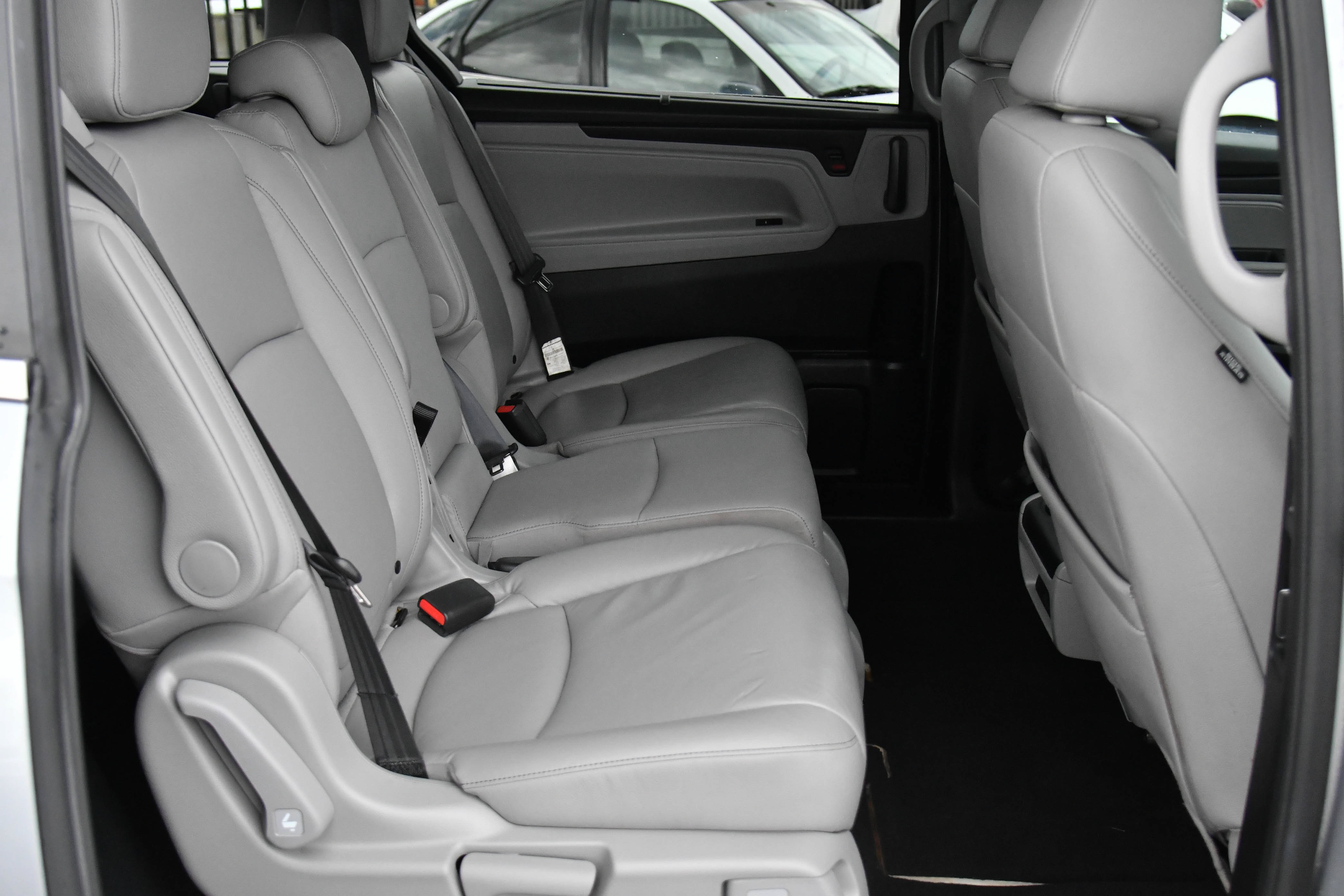 Used 2023 Honda Odyssey EX-L image 50