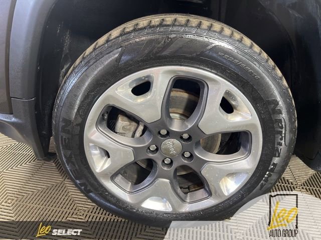 Used 2021 Jeep Compass Limited FWD image 10