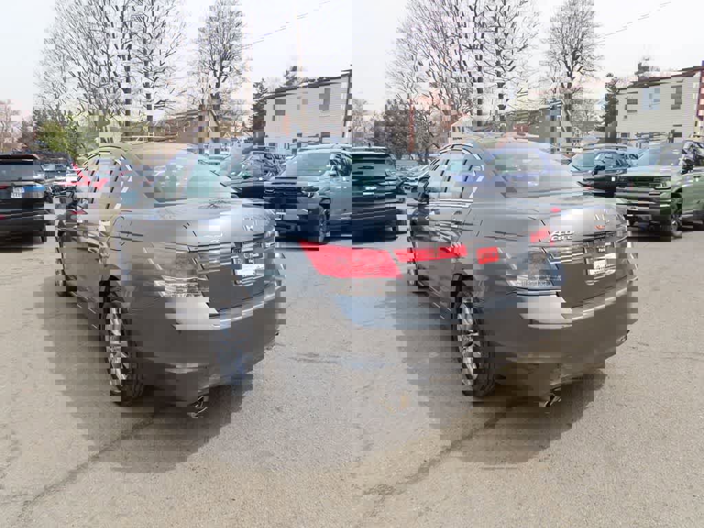 Used 2011 Honda Accord EX-L image 4