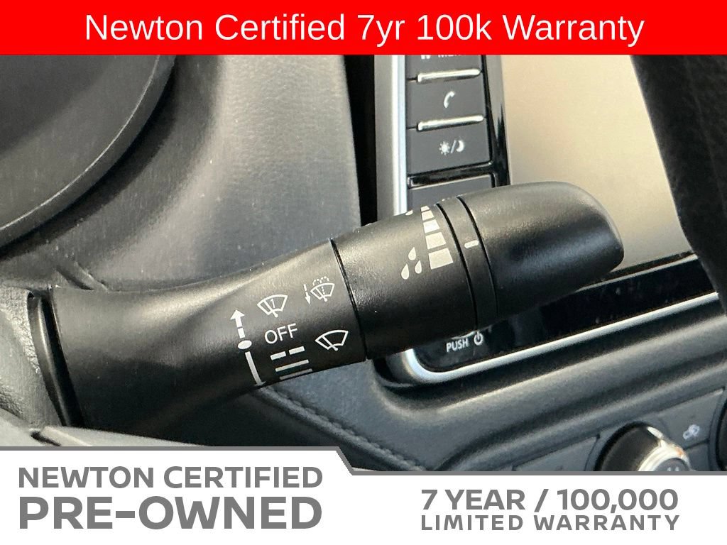 Used 2025 Nissan Versa S w/ Trunk Package FWD image 29