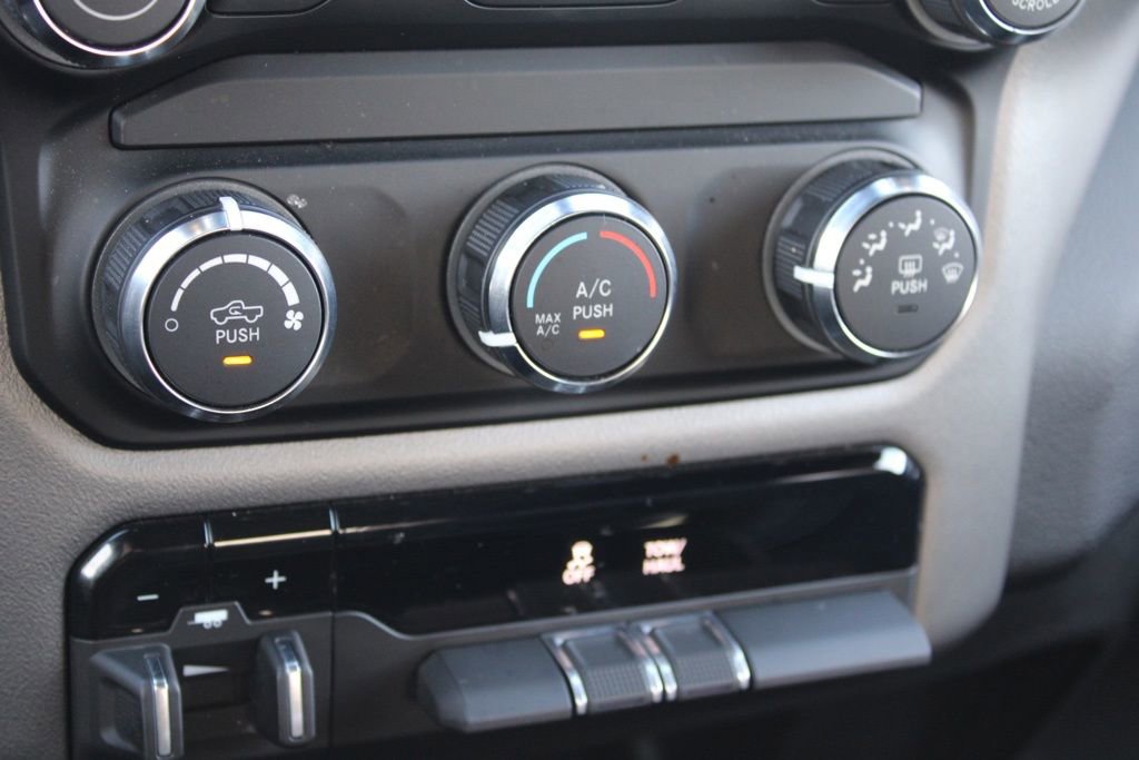 Used 2024 RAM 2500 Big Horn w/ Bed Utility Group image 36