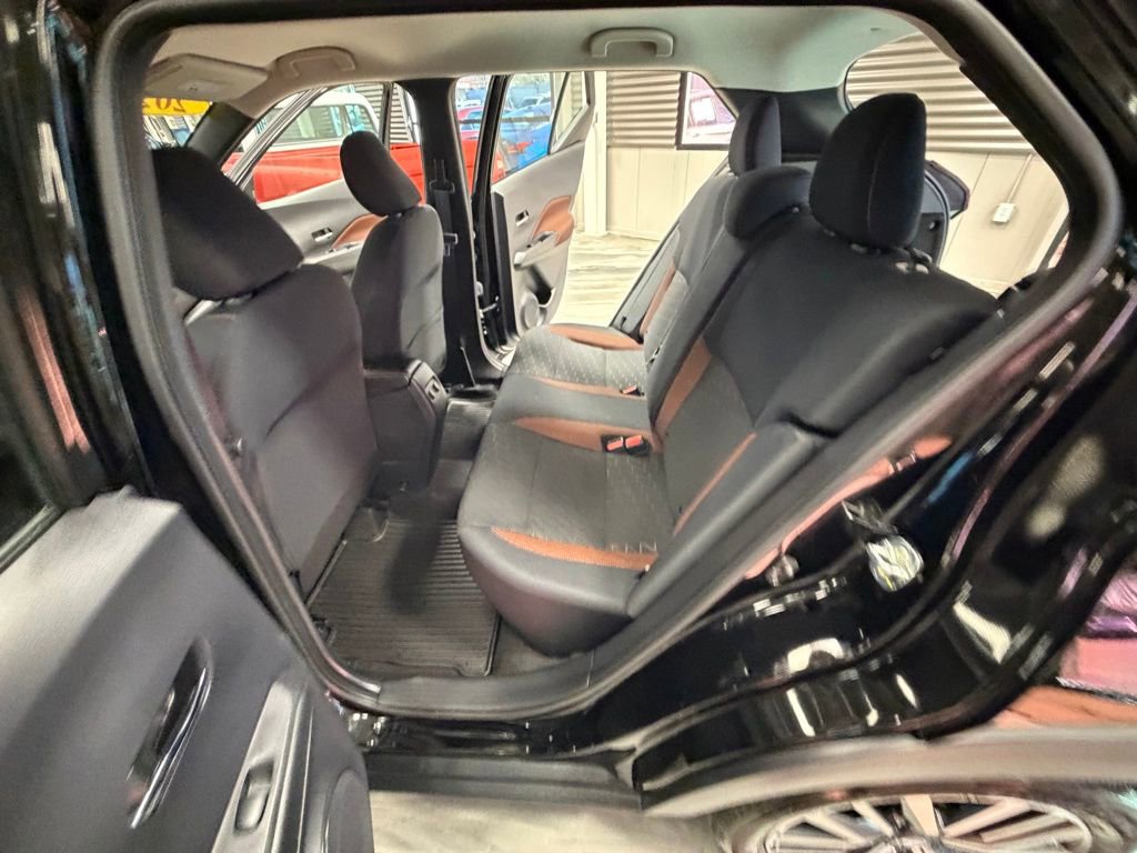 Used 2023 Nissan Kicks SR image 48