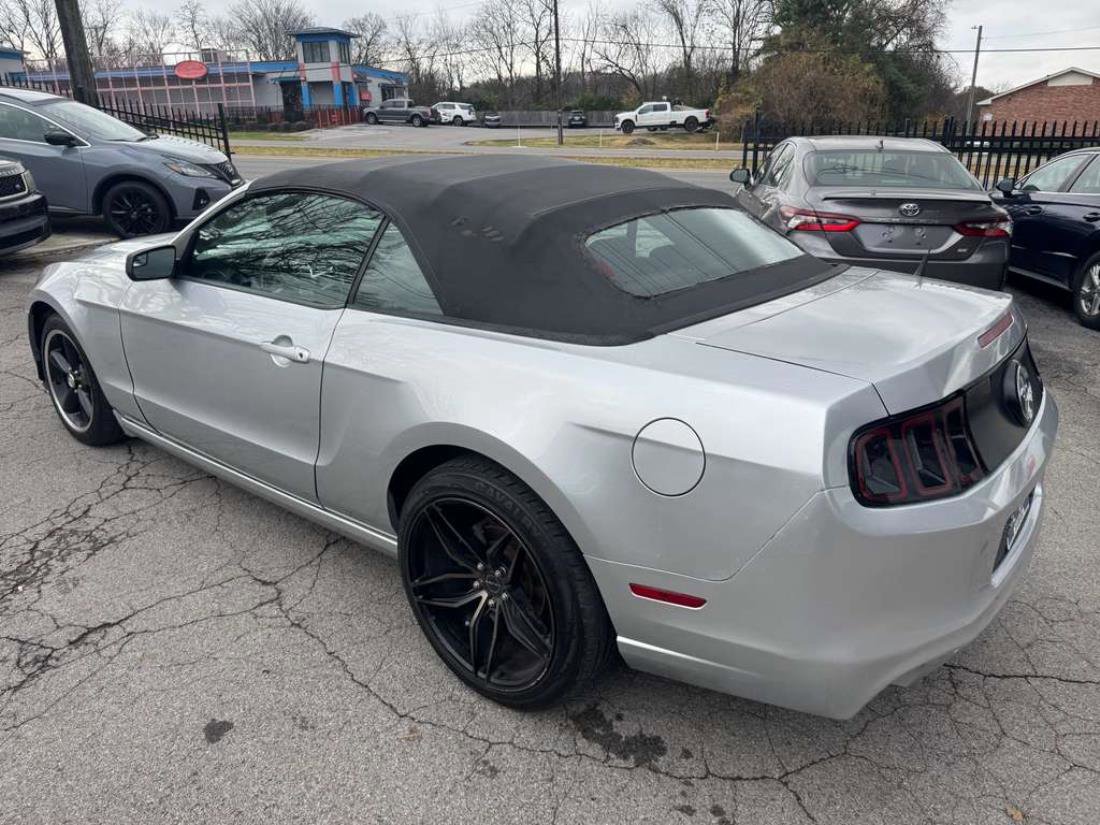Used 2014 Ford Mustang Convertible w/ Equipment Group 102A image 4
