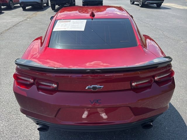 Used 2021 Chevrolet Camaro LT w/ Technology Package RWD image 5