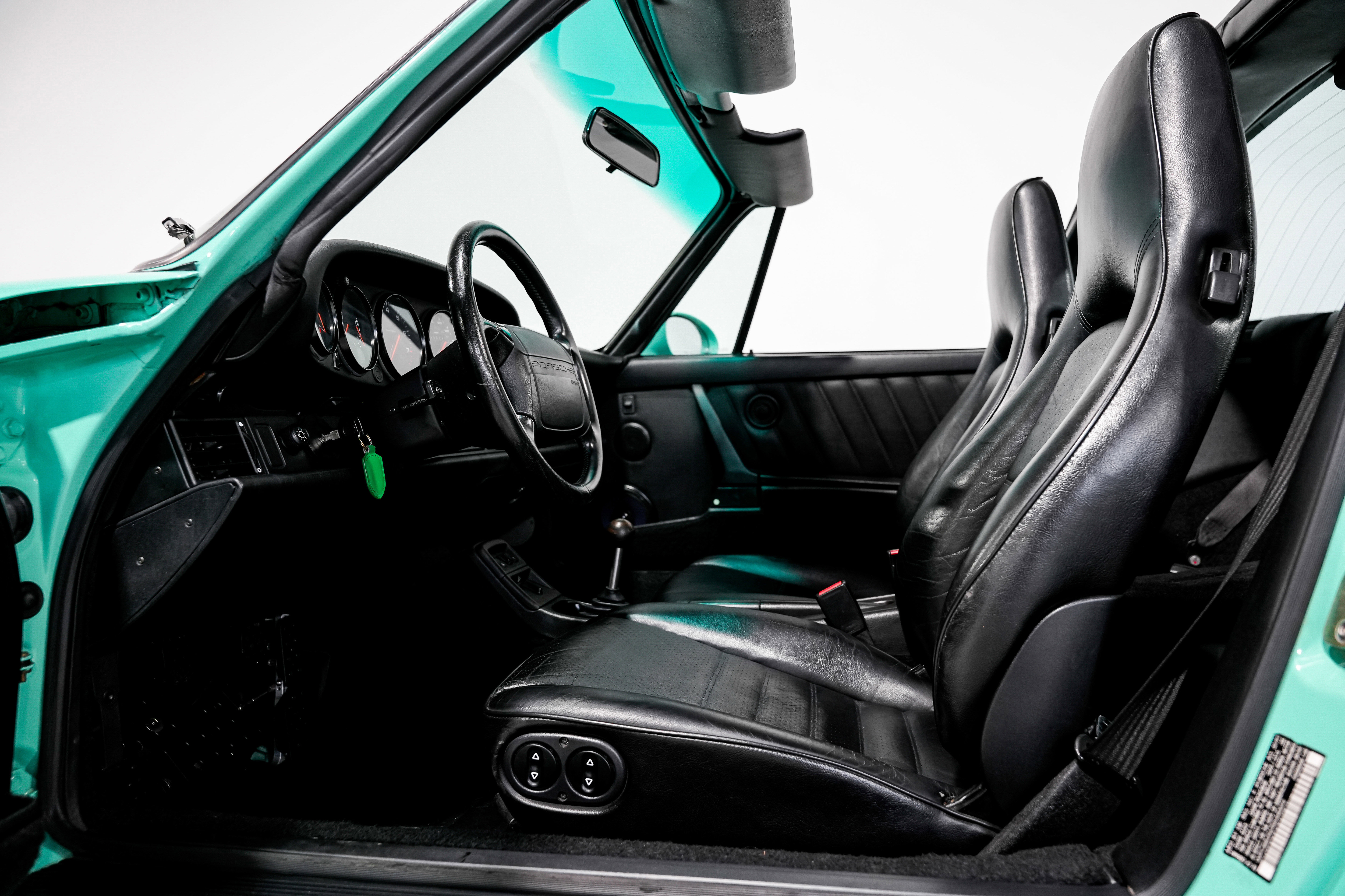 Used 1992 Porsche 911 Targa image 19