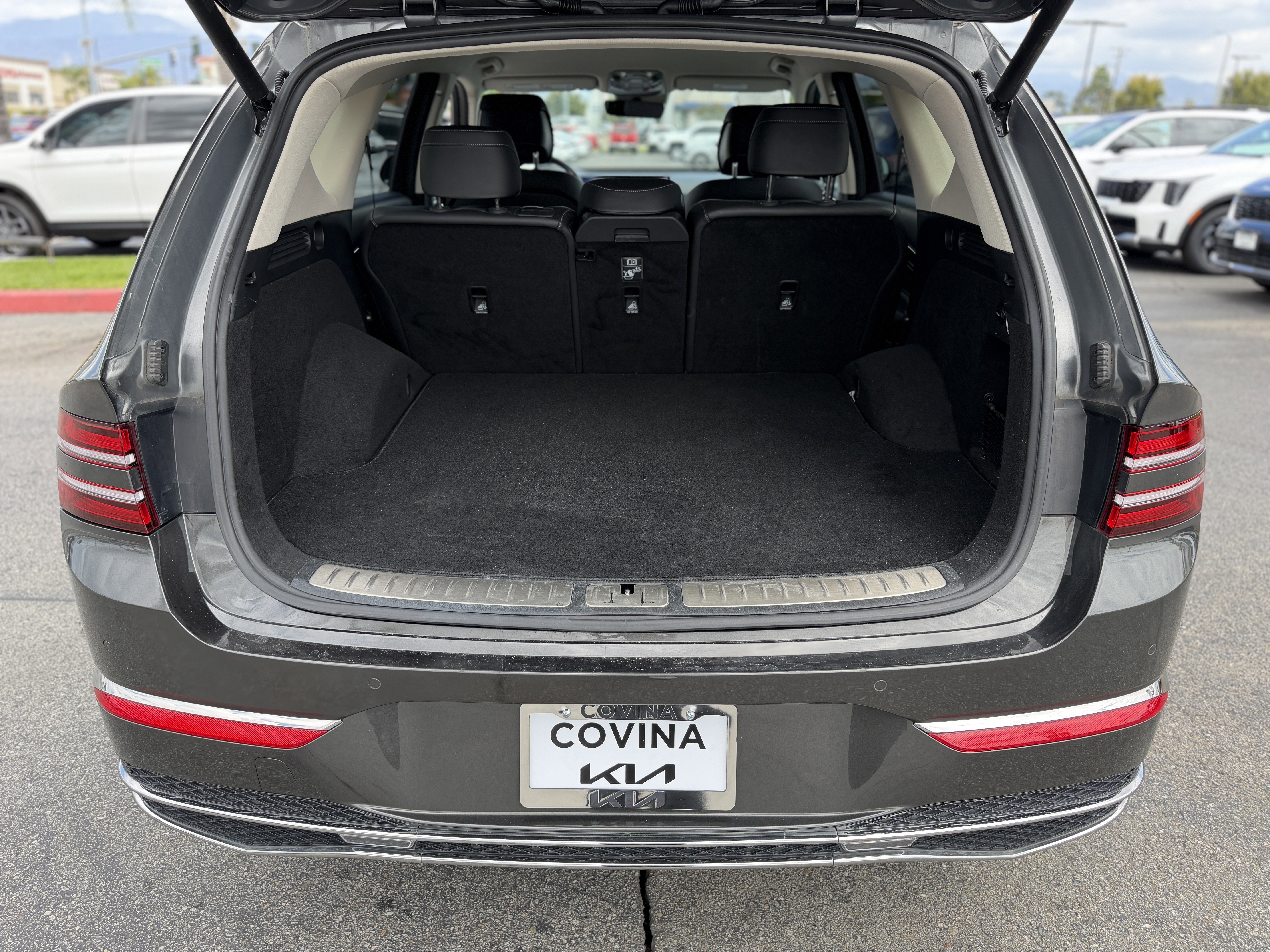 Used 2025 Genesis GV80 2.5T Standard AWD/4WD image 10