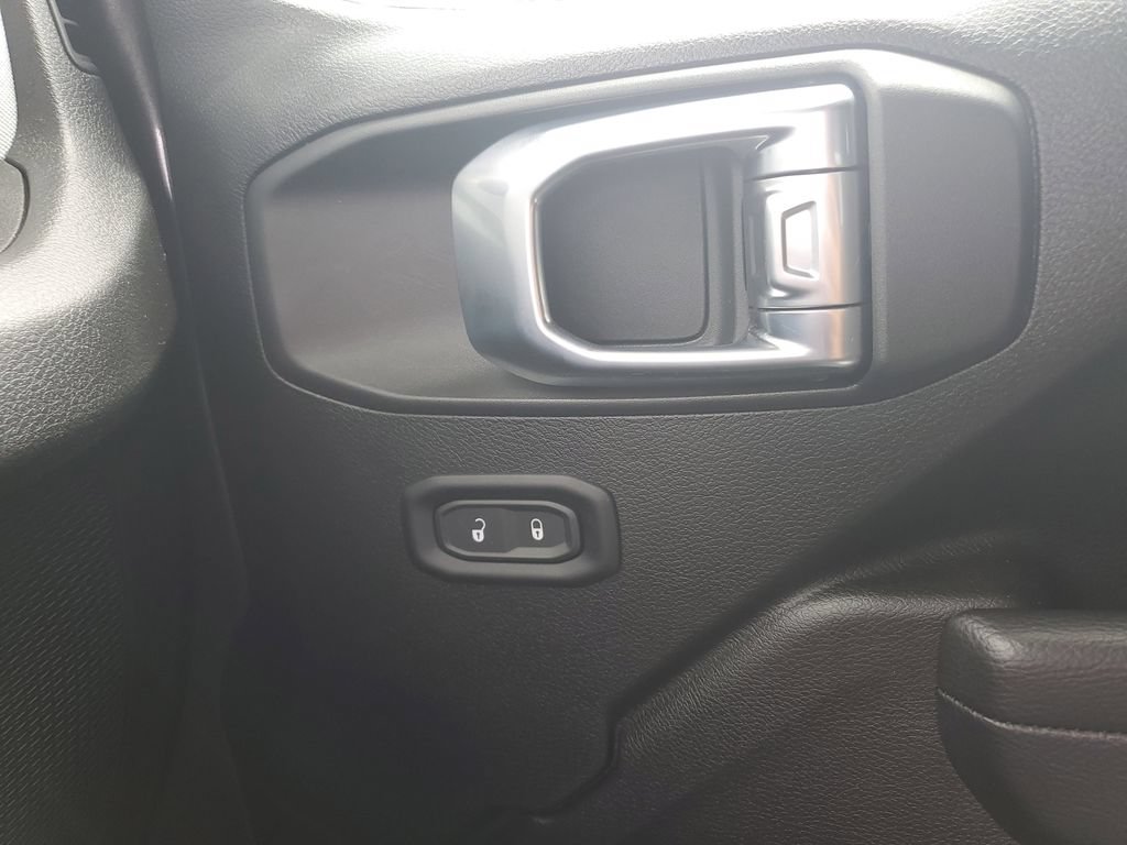 Certified 2024 Jeep Wrangler Sport AWD/4WD image 30