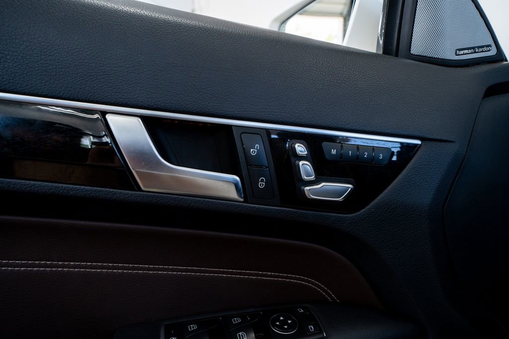 Used 2014 Mercedes-Benz E 350 Cabriolet image 29