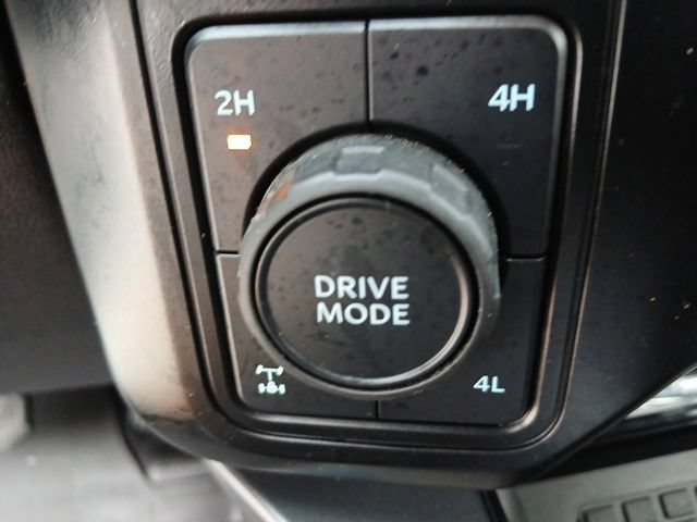 Used 2024 Ford F250 Lariat w/ Lariat Ultimate Package AWD/4WD image 51