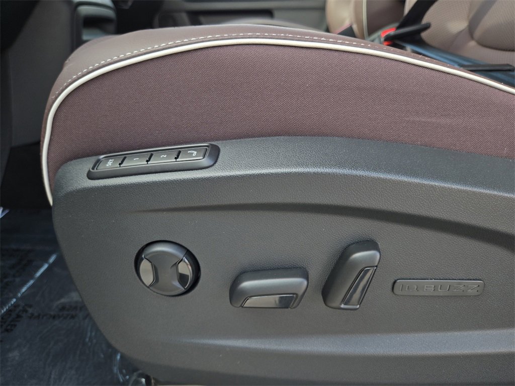 New 2025 Volkswagen ID. Buzz Pro S image 20