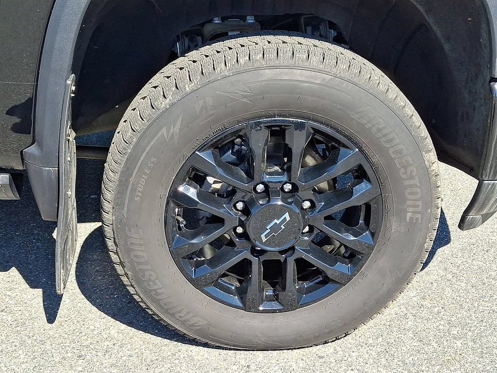 Used 2025 Chevrolet Silverado 2500 LTZ w/ Trail Boss Package AWD/4WD image 8