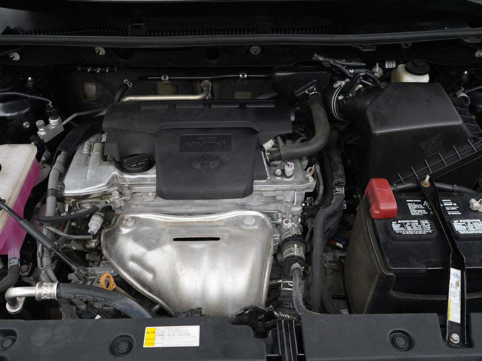 Used 2018 Toyota RAV4 XLE AWD/4WD image 29