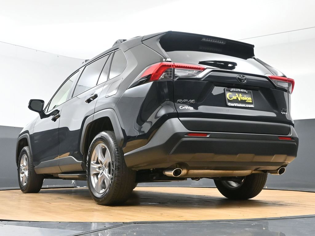 Used 2025 Toyota RAV4 XLE image 51