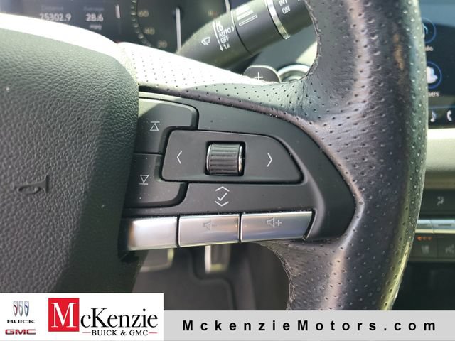 Used 2022 Cadillac XT4 Sport w/ Comfort Package FWD image 12
