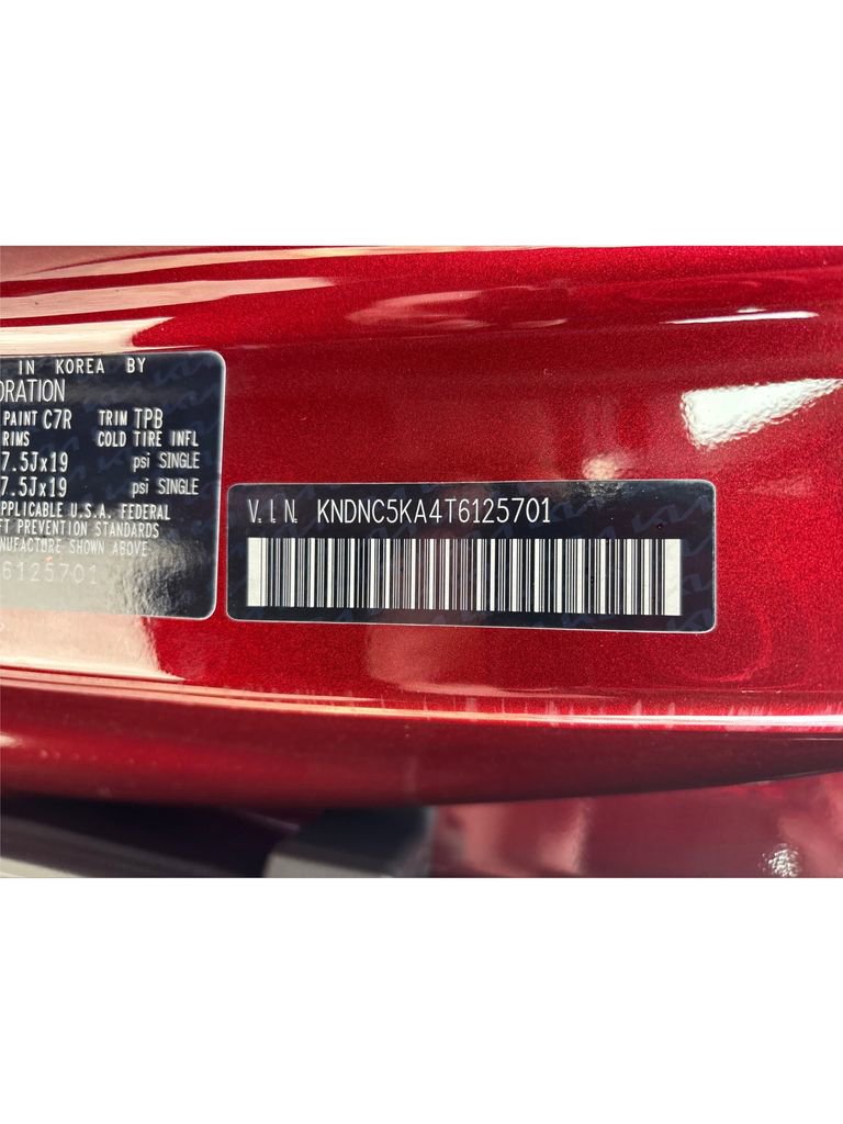 New 2026 Kia Carnival EX FWD image 18