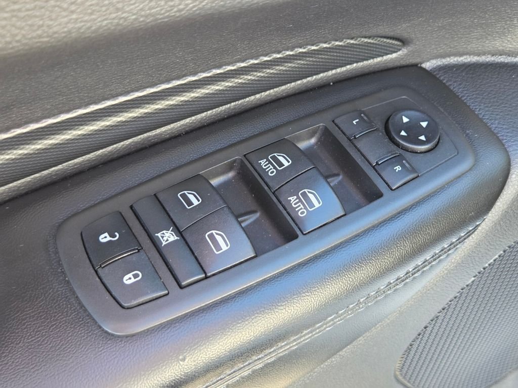 Used 2021 Dodge Durango GT RWD image 25
