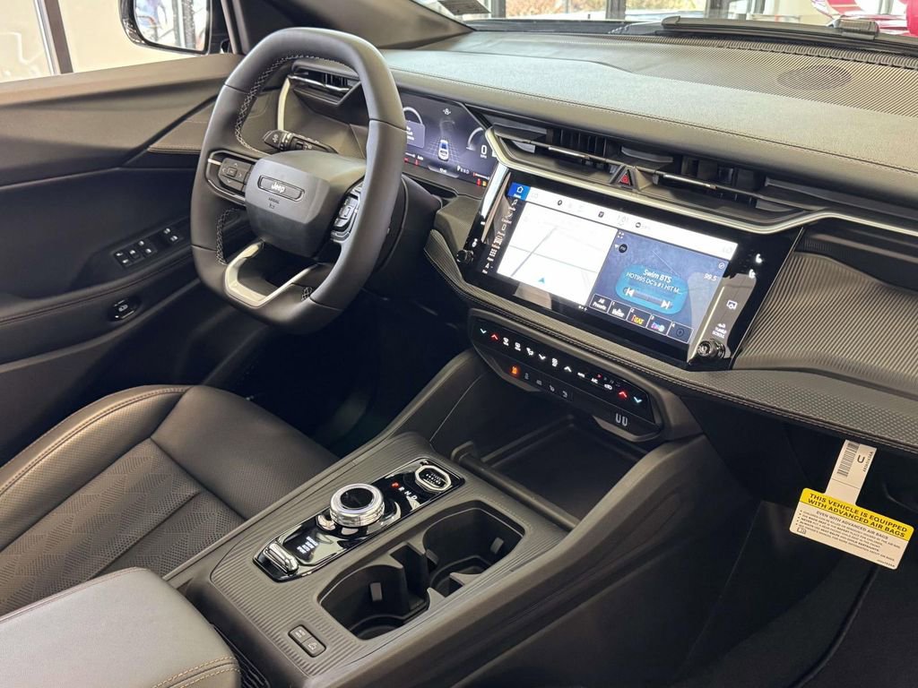 New 2026 Jeep Cherokee Overland image 9