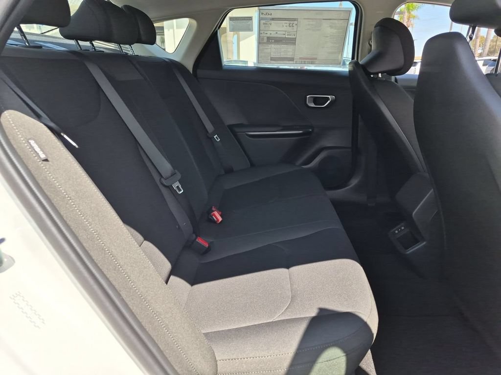 New 2026 Kia K4 FWD image 27