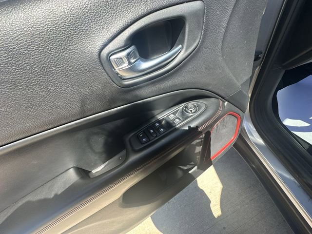 Used 2017 Jeep Compass Trailhawk w/ Leather Interior Group image 26