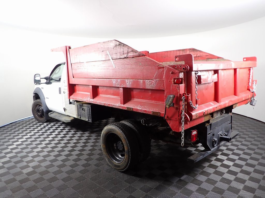 Used 2007 Ford F550 2WD Regular Cab Super Duty image 9