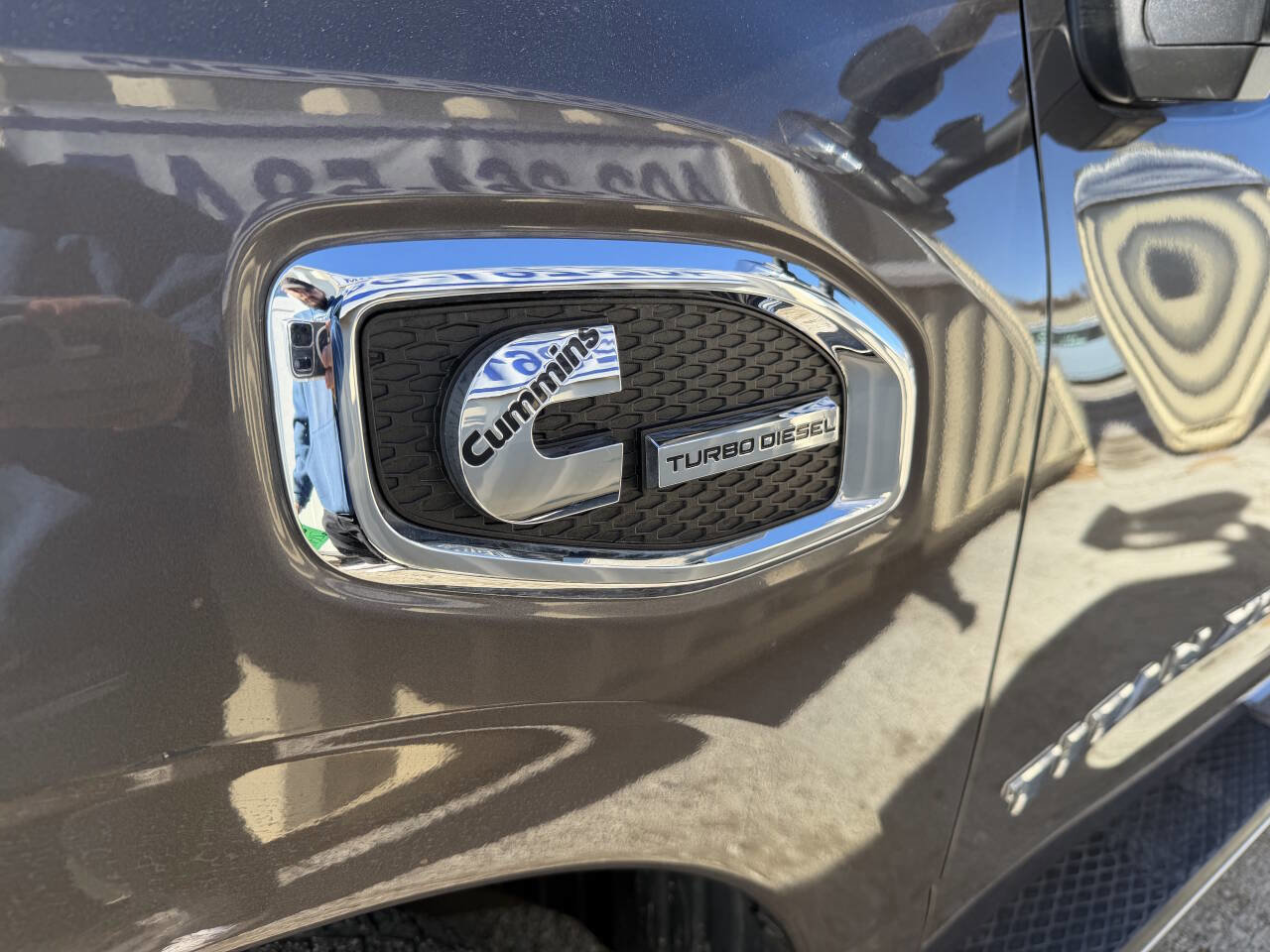 Used 2016 Nissan Titan SL AWD/4WD image 8