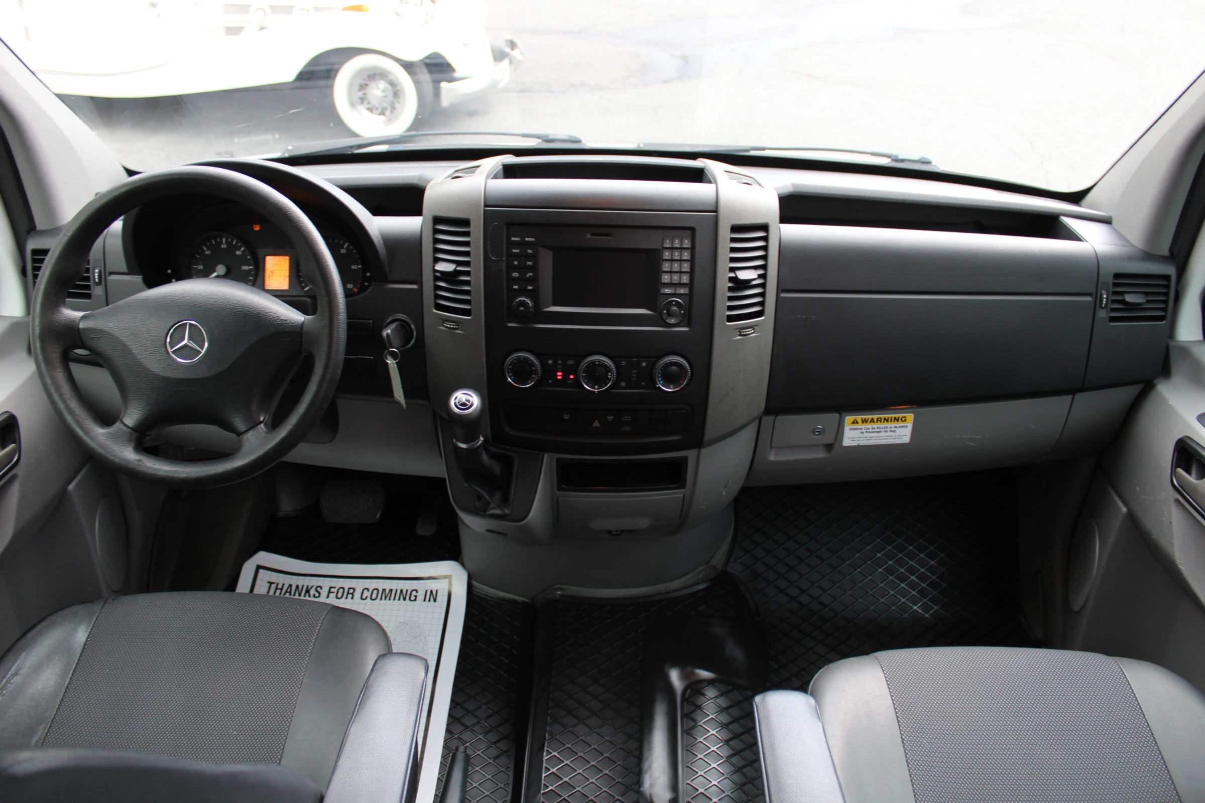 Used 2016 Mercedes-Benz Sprinter 2500 image 11