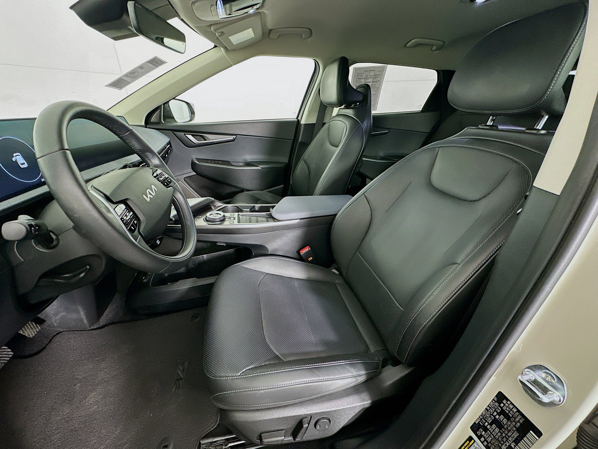 Used 2024 Kia EV6 Wind w/ Wind Technology Package image 34