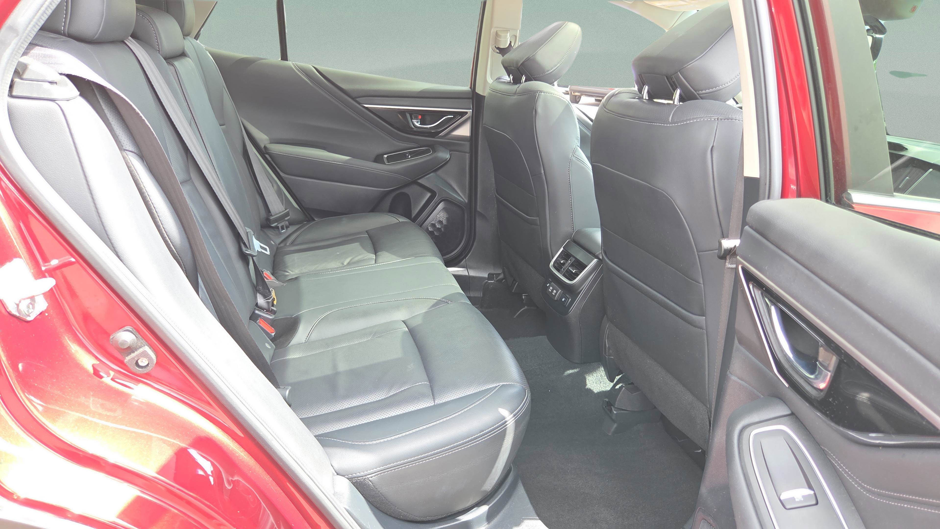 Used 2022 Subaru Outback Limited w/ Popular Package #2 image 23